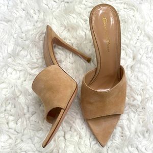 Gianvito Rossi pointed toe stiletto suede mules